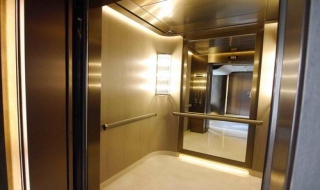 電梯裡為什麼要安裝鏡子 原因都在這快來看看吧！