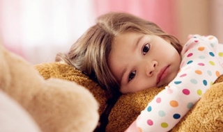 寶寶發燒38度怎麼辦 非病態性的發燒原因