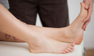 腳出汗怎麼辦 治療腳出汗的小偏方