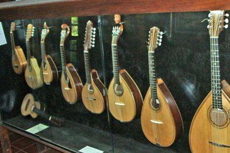 弦樂器博物館 Stringed Instruments Museum