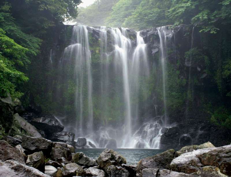 天帝淵瀑佈 Cheonjeyeon Waterfall
