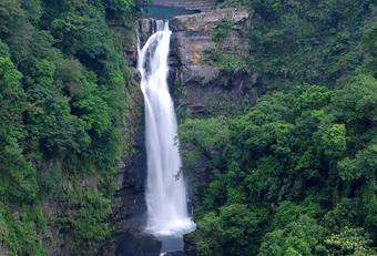 小烏來瀑佈 Xiao Wulai Waterfall