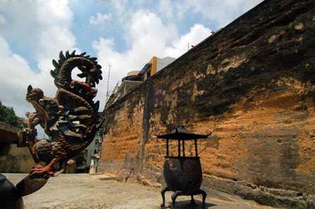 舊城墻遺址 Old Macau City Walls Sections