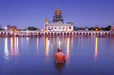 班戈拉撒西比謁師所 Gurudwara Bangla Sahib