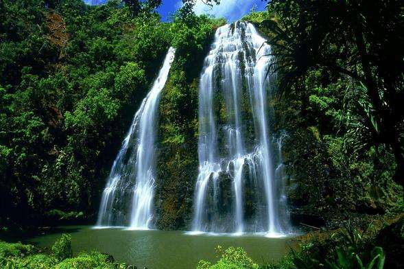 歐帕卡瀑佈 Opeaka'a Falls