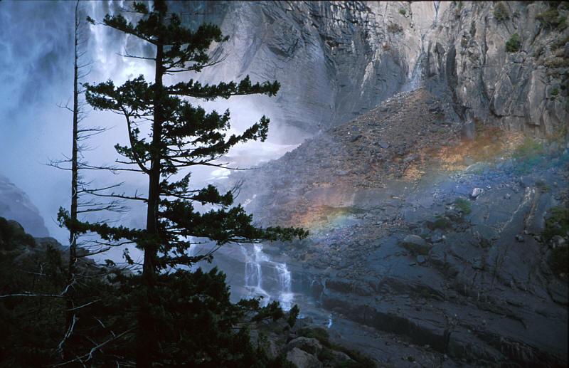 優勝美地瀑佈 Yosemite Falls