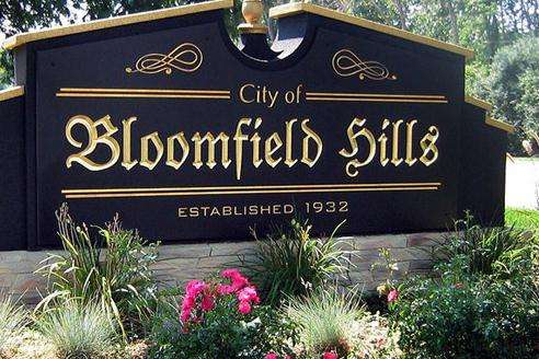 佈盧姆菲爾德希爾斯 Bloomfield Hills