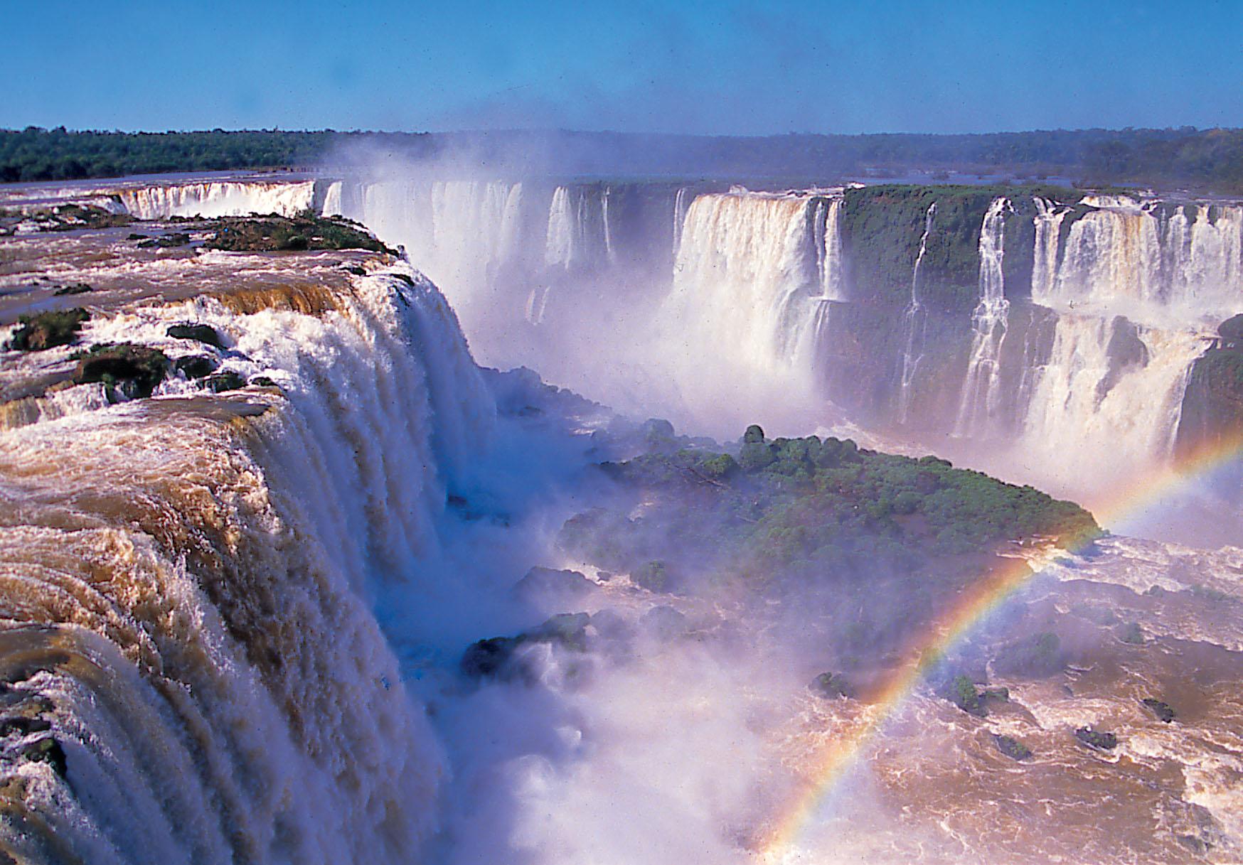 伊瓜蘇大瀑佈 Iguazu Falls