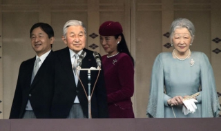 日本天皇和首相的區別是什麼 天皇跟首相誰的權力大