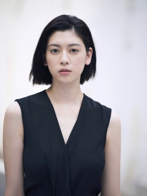 三吉彩花