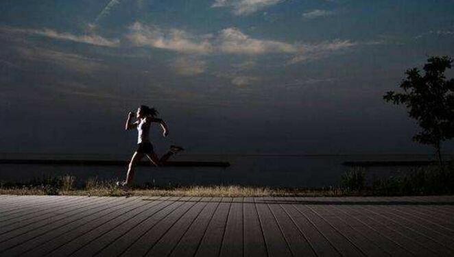 晚上跑步會腎虛嗎