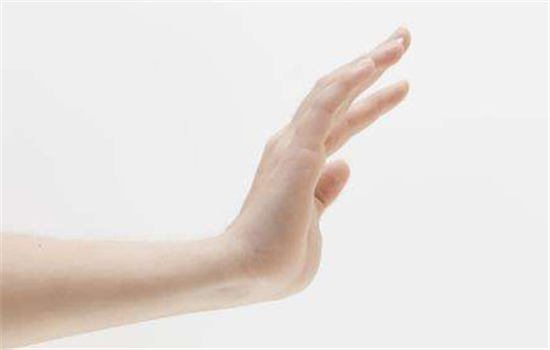 手指關節痛的正確處理方法