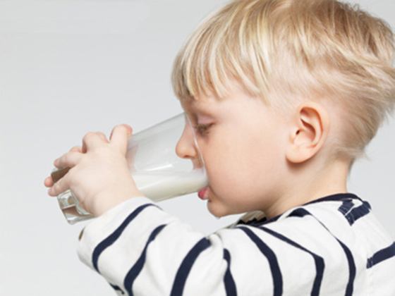 兒童發燒能喝牛奶嗎