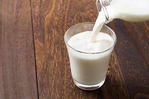 血糖高能喝純牛奶嗎