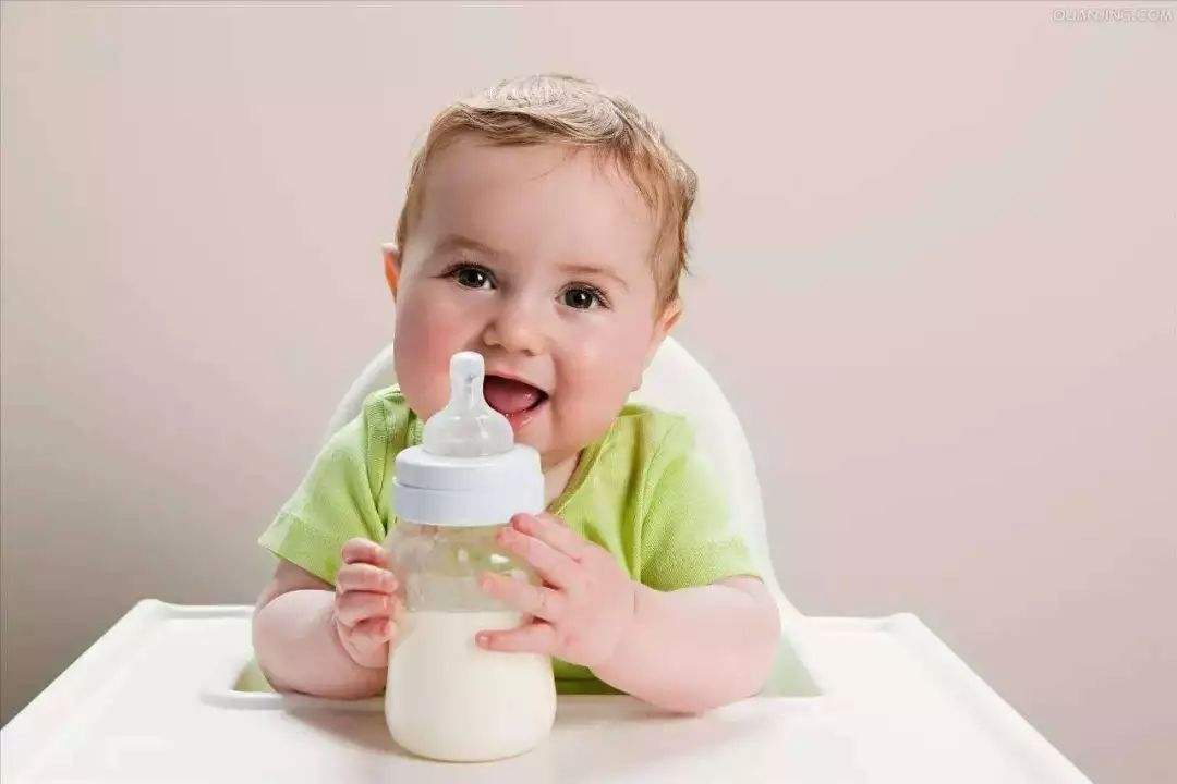 四個月寶寶不愛吃奶怎麼辦