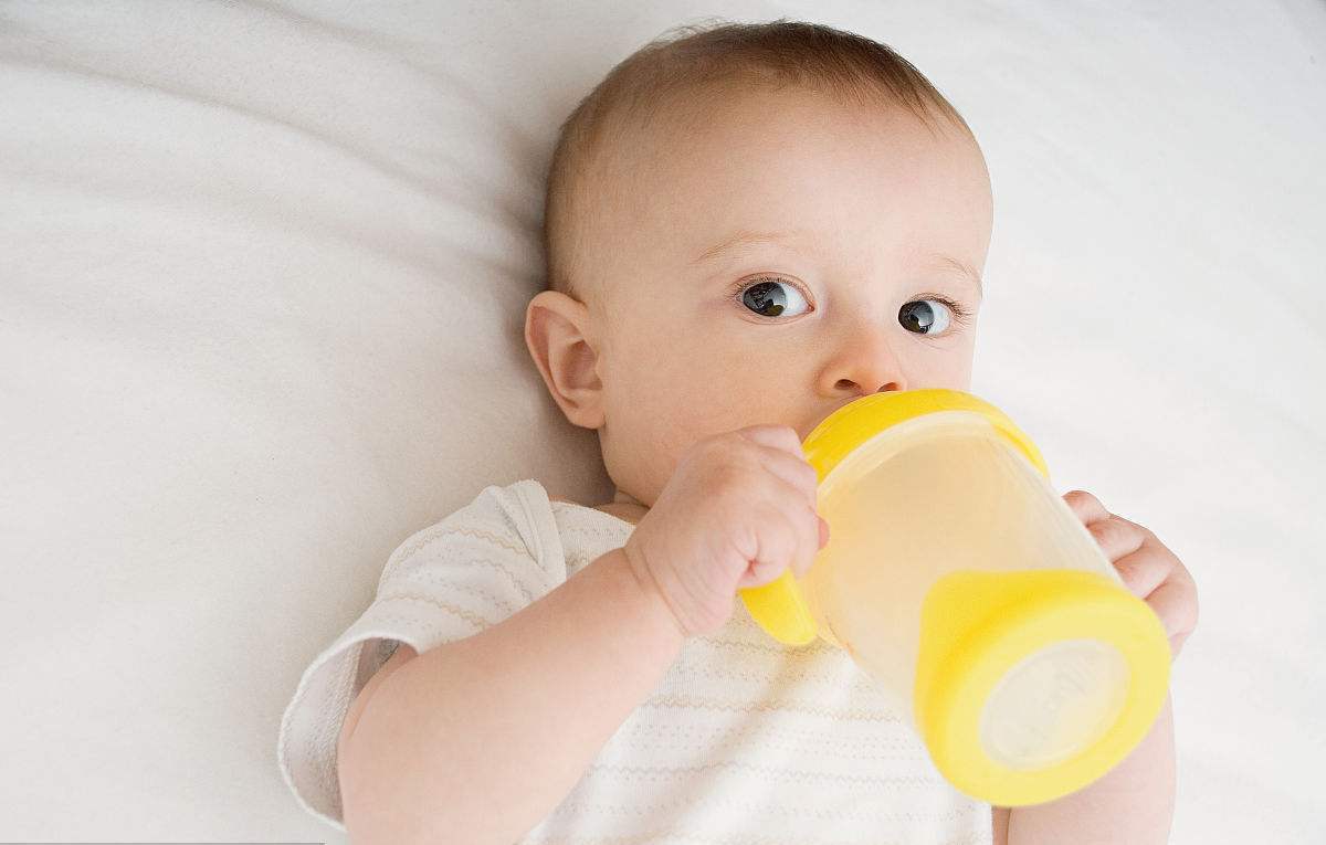 兩個月嬰兒咳嗽傢庭護理方法