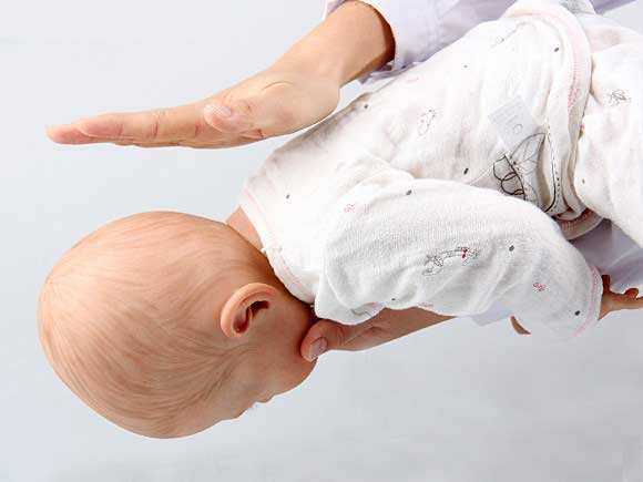 嬰兒喉嚨有痰會自愈嗎