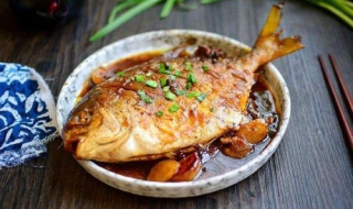 紅燒鯧魚的做法是怎麼樣的 鯧魚要怎麼處理幹凈