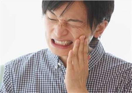 口腔潰瘍民間小偏方