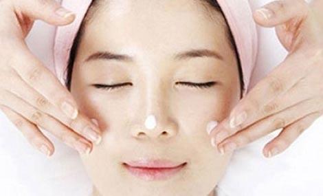 為大傢介紹一些夏季控油的技巧
