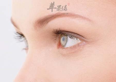 推薦眼部按摩方法 幫助解決皺紋