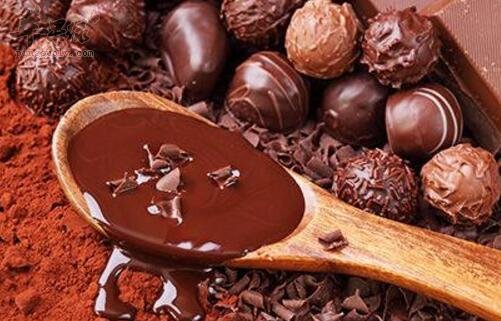 巧克力不能和什麼一起吃