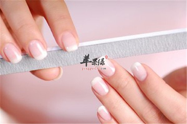 得瞭灰指甲 食療方法來調理