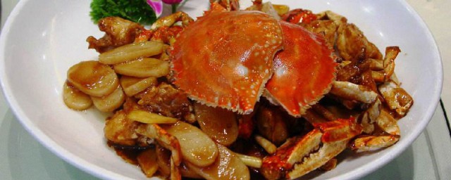 螃蟹炒年糕的做法 好吃的不得瞭