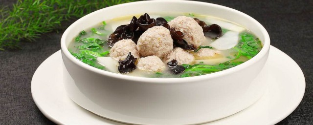肉圓子湯的做法 加點青菜味道更鮮美