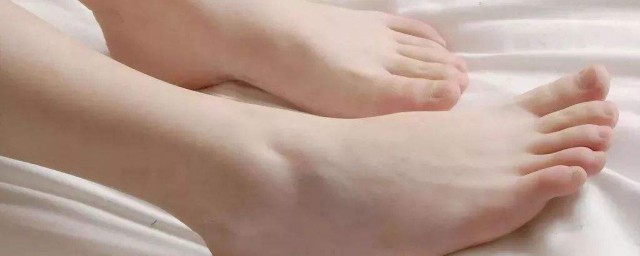 雙下肢浮腫是什麼原因 5種病理性原因導致下肢容易浮腫