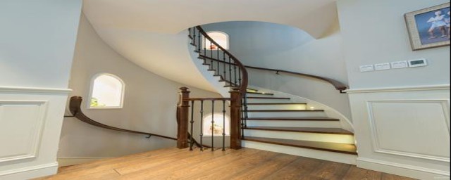 樓梯和房間相連什麼設計 房間樓梯設計要註意哪些事項