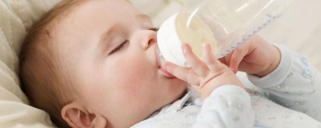 五個月寶寶吃什麼奶粉好 什麼奶粉適合五個月嬰兒吃