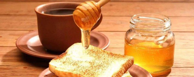 喝蜂蜜的正確方法 怎麼泡蜂蜜水？