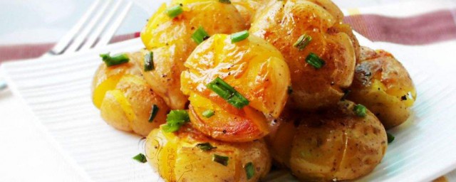 小馬鈴薯做法 分享肉汁小土豆這道菜