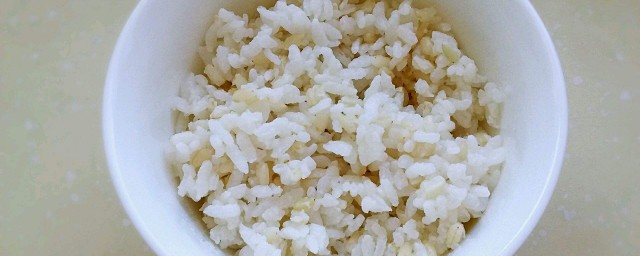 剩米飯的做法大全傢常 可以做成餅