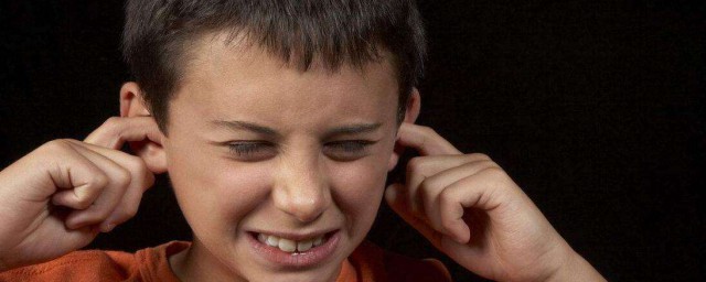 小孩耳朵又痛又癢怎麼樣緩解 看看醫生怎麼說