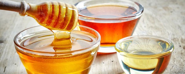 蜂蜜美容祛斑美白方法 教你自制蜂蜜面膜
