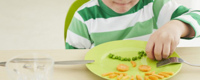 孩子積食的六種表現 有瞭以下這些表現不要掉以輕心！