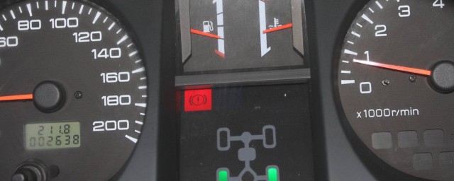 水溫表怎麼看 汽車儀表盤上的水溫表怎麼看