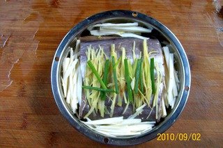 蔥薑茭白蒸鰻香
