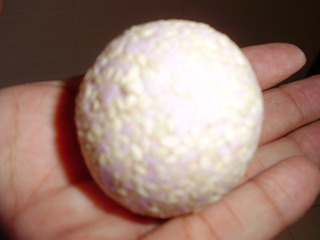 紫薯花生芝麻團