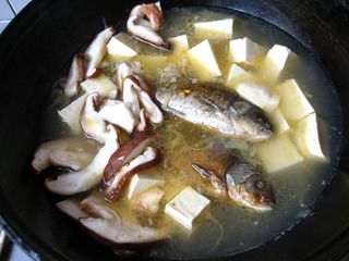 鯽魚豆腐湯