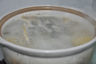 橄欖鯽魚湯