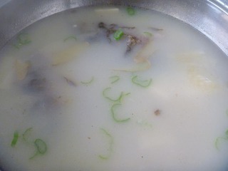 鯽魚豆腐湯