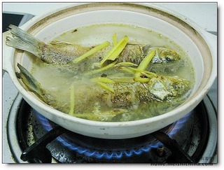 土鯽魚湯