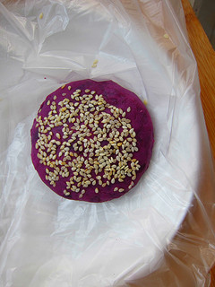 奶香紫薯芝麻餅