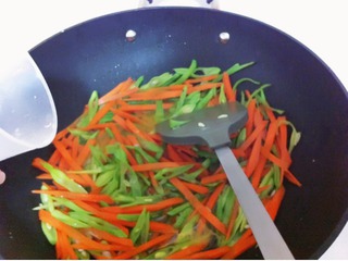 胡蘿卜燴四季豆