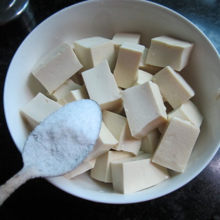 蛋黃豆腐