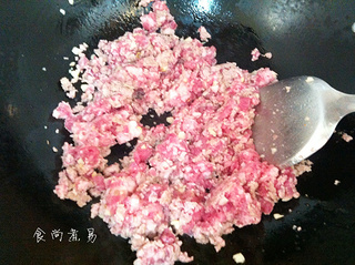 洋蔥菜圃蒜香肉醬