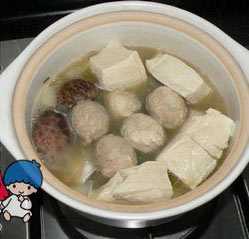 丸子凍豆腐粉條煲